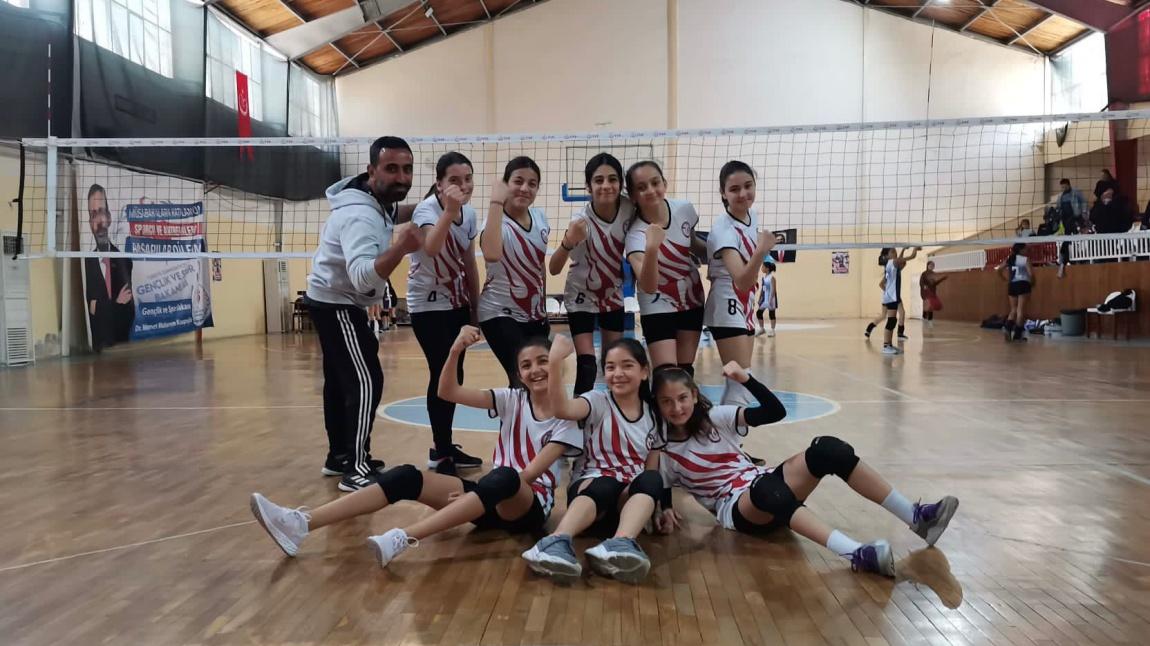 Voleybol Takımımız İlçe 3.sü Oldu